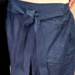 Practically new!! So cute! Anthropologie light weight denim. Elastic waist.